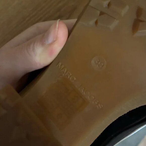 Marc Jacobs Patent Mary Jane Heels - Picture 5 of 13